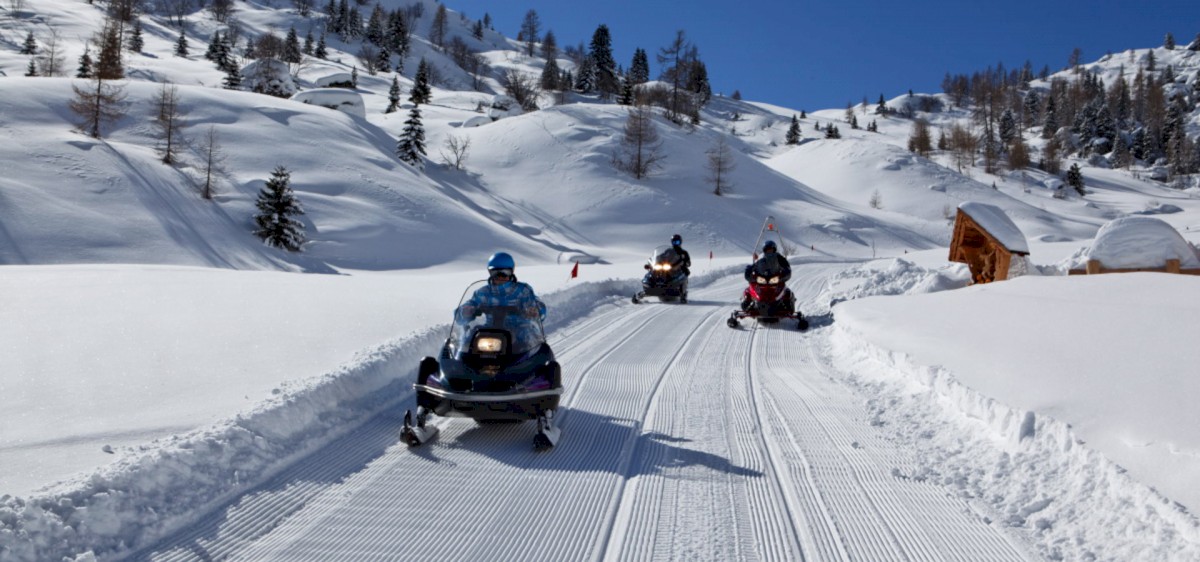 ESCURSIONI GUIDATE IN MOTOSLITTA PASSO DEL MORTIROLO