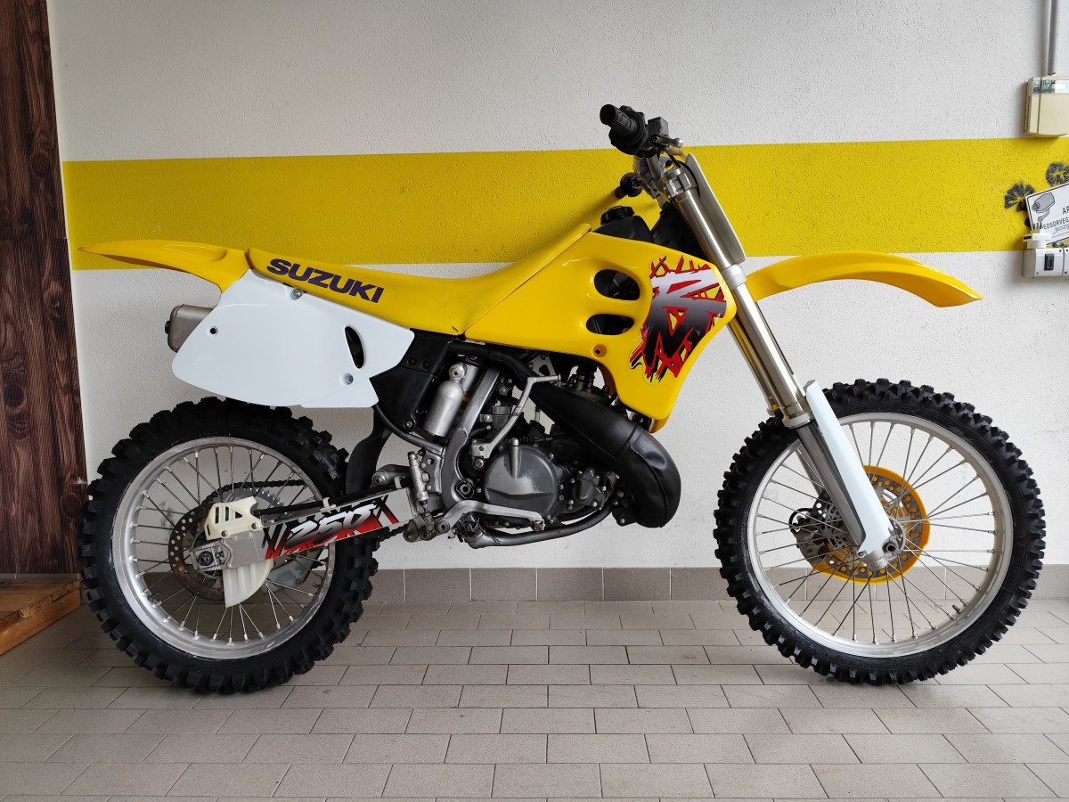 SUZUKI RM 250 1995 