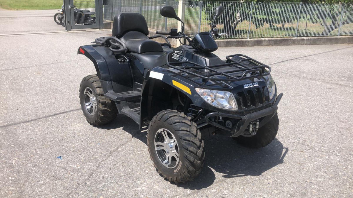 QUAD ARCTIC CAT 550 PASSO LUNGO