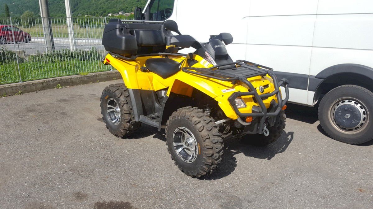 QUAD CAN AM 800 OUTLANDER XT
